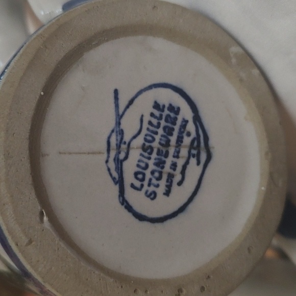 Louisville Stoneware Mug Lot - Picture 5 of 11